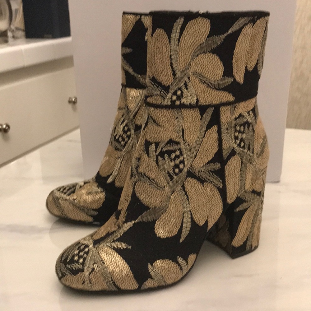 Brand New Steve Madden Booties